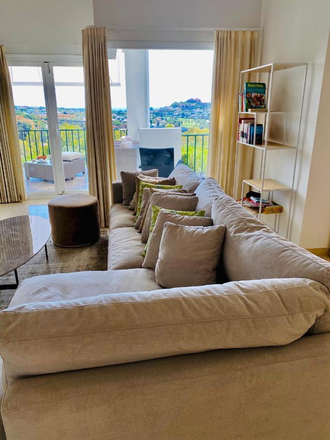 Luxury 3 Bedroom House At La Quinta Golf Course Ocean And Mountain View Benahavís Zewnętrze zdjęcie