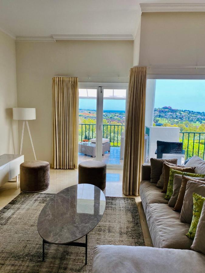 Luxury 3 Bedroom House At La Quinta Golf Course Ocean And Mountain View Benahavís Zewnętrze zdjęcie