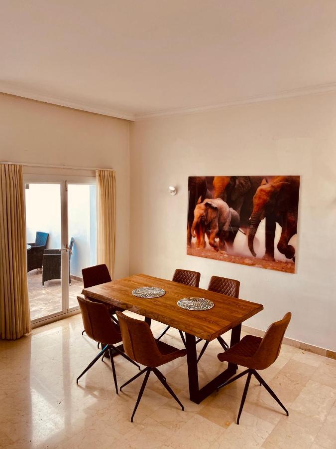 Luxury 3 Bedroom House At La Quinta Golf Course Ocean And Mountain View Benahavís Zewnętrze zdjęcie